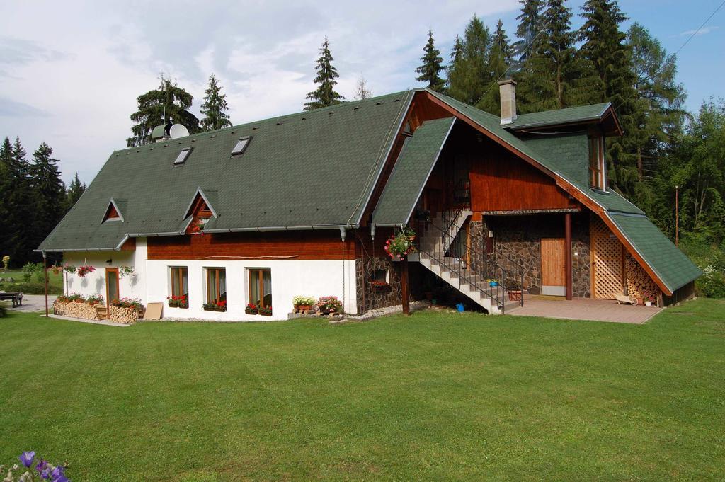 Penzion Pod Dobakom Lazisko Exterior photo